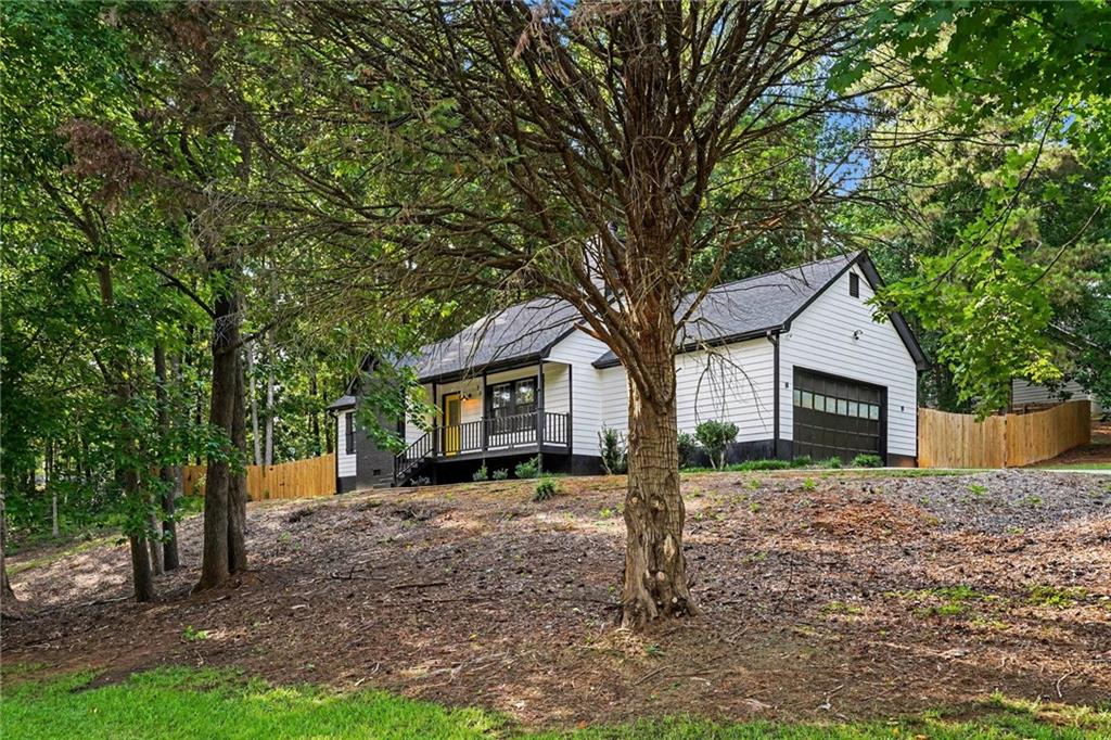 75 Contour Drive Stockbridge, GA 30281 - Photo 4 of 35