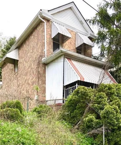 $55,000 | 583 Stokes Avenue, Braddock, PA 15104