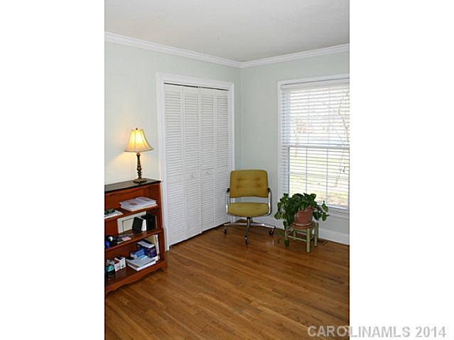 1501 Sansberry Road Charlotte, NC 28262 - Photo 12 of 16 Gallery Image 12