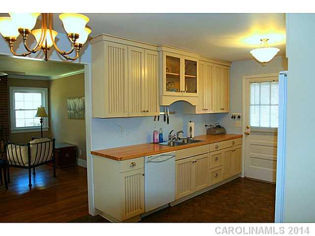 1501 Sansberry Road Charlotte, NC 28262 - Photo 7 of 16 Gallery Image 7