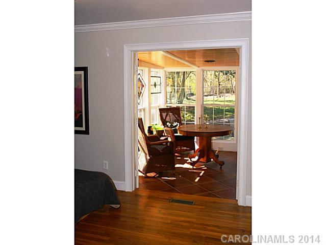 1501 Sansberry Road Charlotte, NC 28262 - Photo 10 of 16 Gallery Image 10