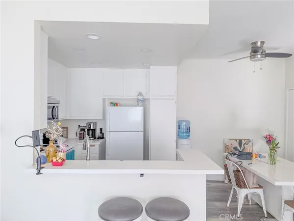 $2,600 | 64 Remington, Irvine, CA 92620