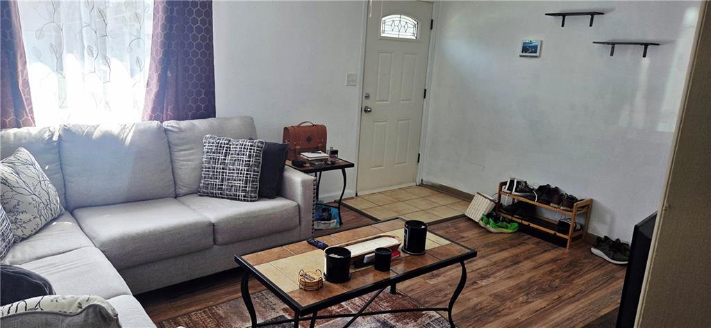 1606 West Sheley Road Independence, MO 64052 - Photo 2 of 20