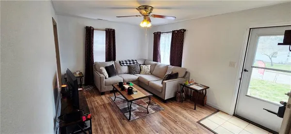 $160,000 | 1606 West Sheley Road, Independence, MO 64052