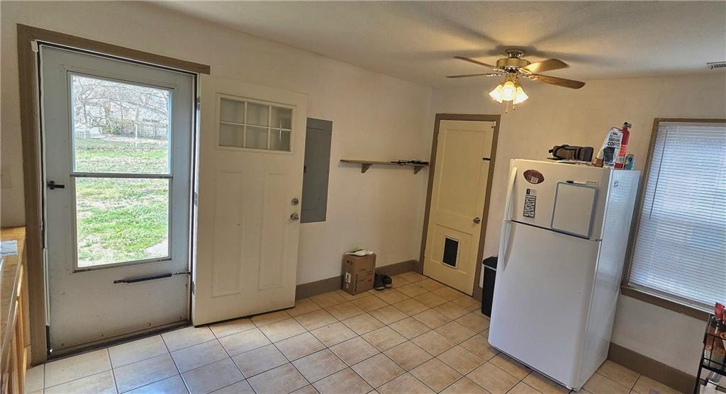 1606 West Sheley Road Independence, MO 64052 - Photo 9 of 20