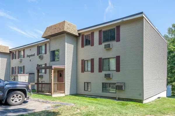 $245,000 | 9 Treetop Circle, Unit 15, Laconia, NH 03246