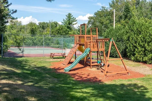 $245,000 | 9 Treetop Circle, Unit 15, Laconia, NH 03246