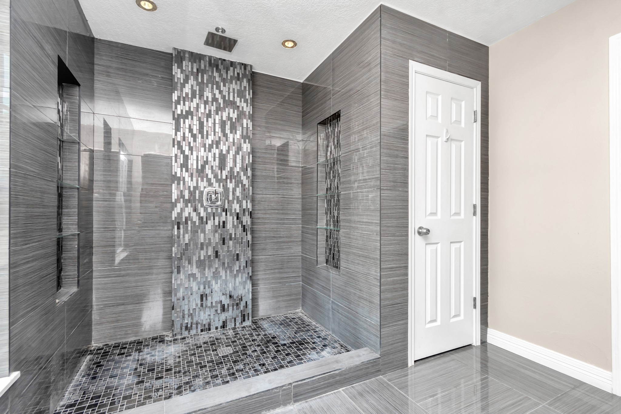 12418 Mill Ridge Drive Cypress, TX 77429 - Photo 20 of 36 a bathroom with a shower