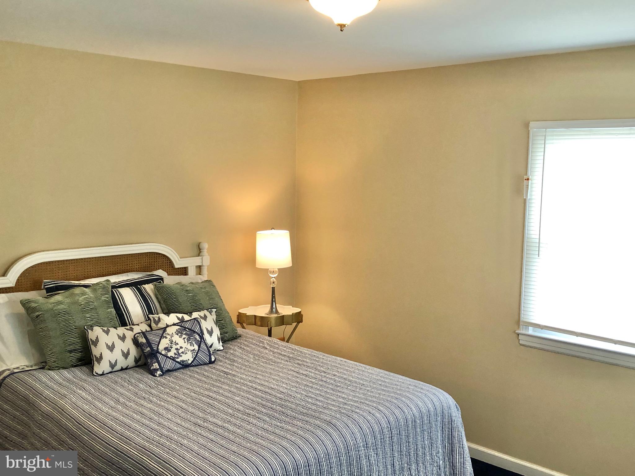 1014 South Ironwood Road Sterling, VA 20164 - Photo 14 of 32 Gallery Image 14