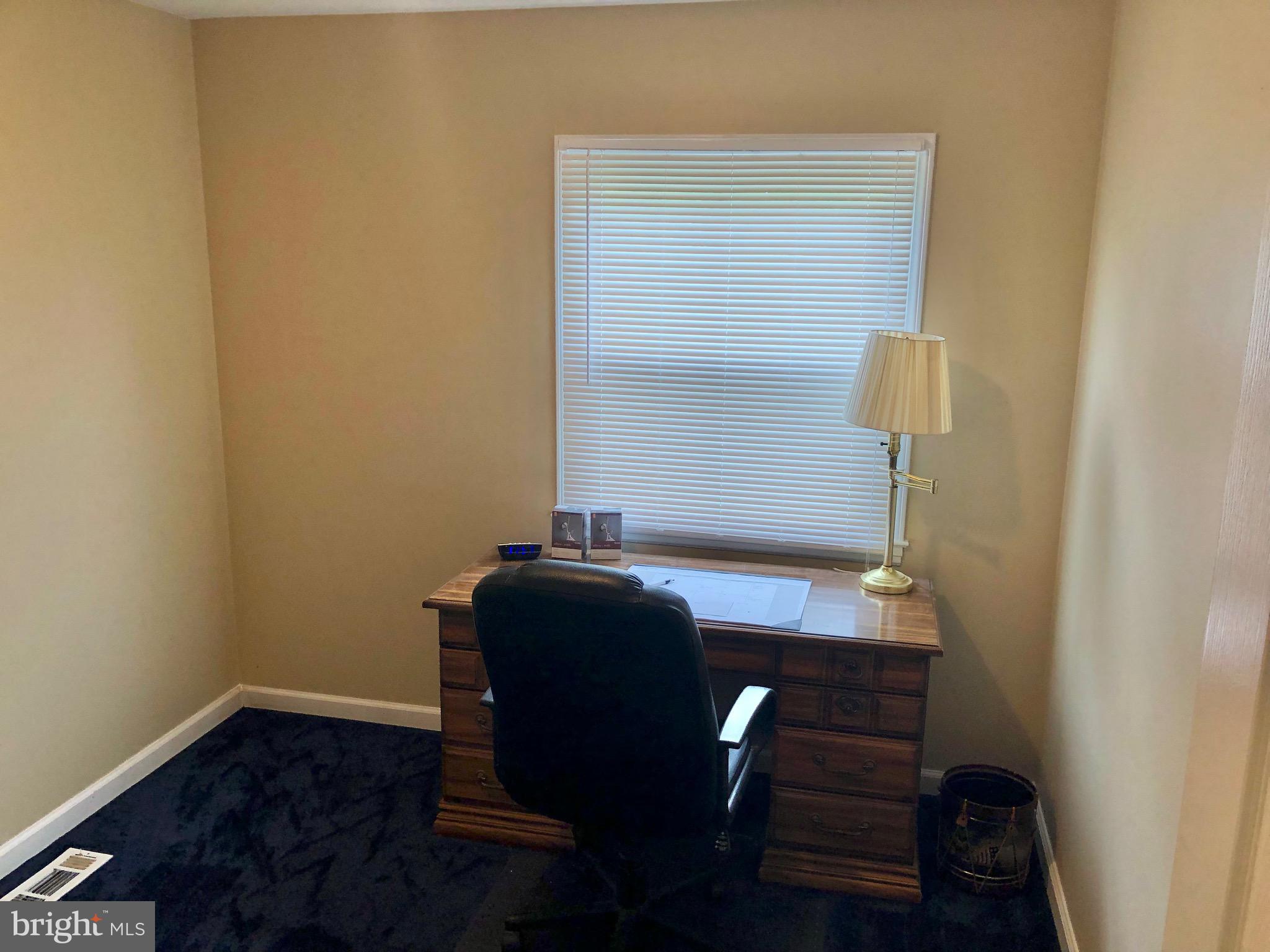 1014 South Ironwood Road Sterling, VA 20164 - Photo 24 of 32 Third upper level bedroom
