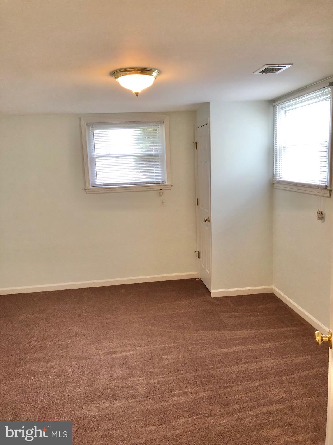 1014 South Ironwood Road Sterling, VA 20164 - Photo 31 of 32 5th bedroom