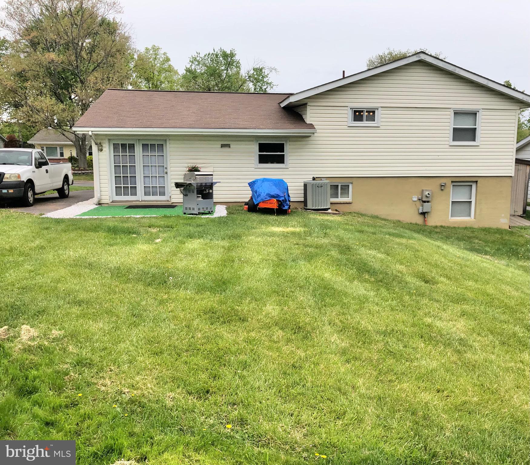 1014 South Ironwood Road Sterling, VA 20164 - Photo 32 of 32 Back yard with patio-grill area.