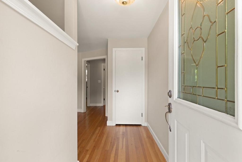 24 Pleasant Park Road Sharon, MA 02067 - Photo 4 of 35
