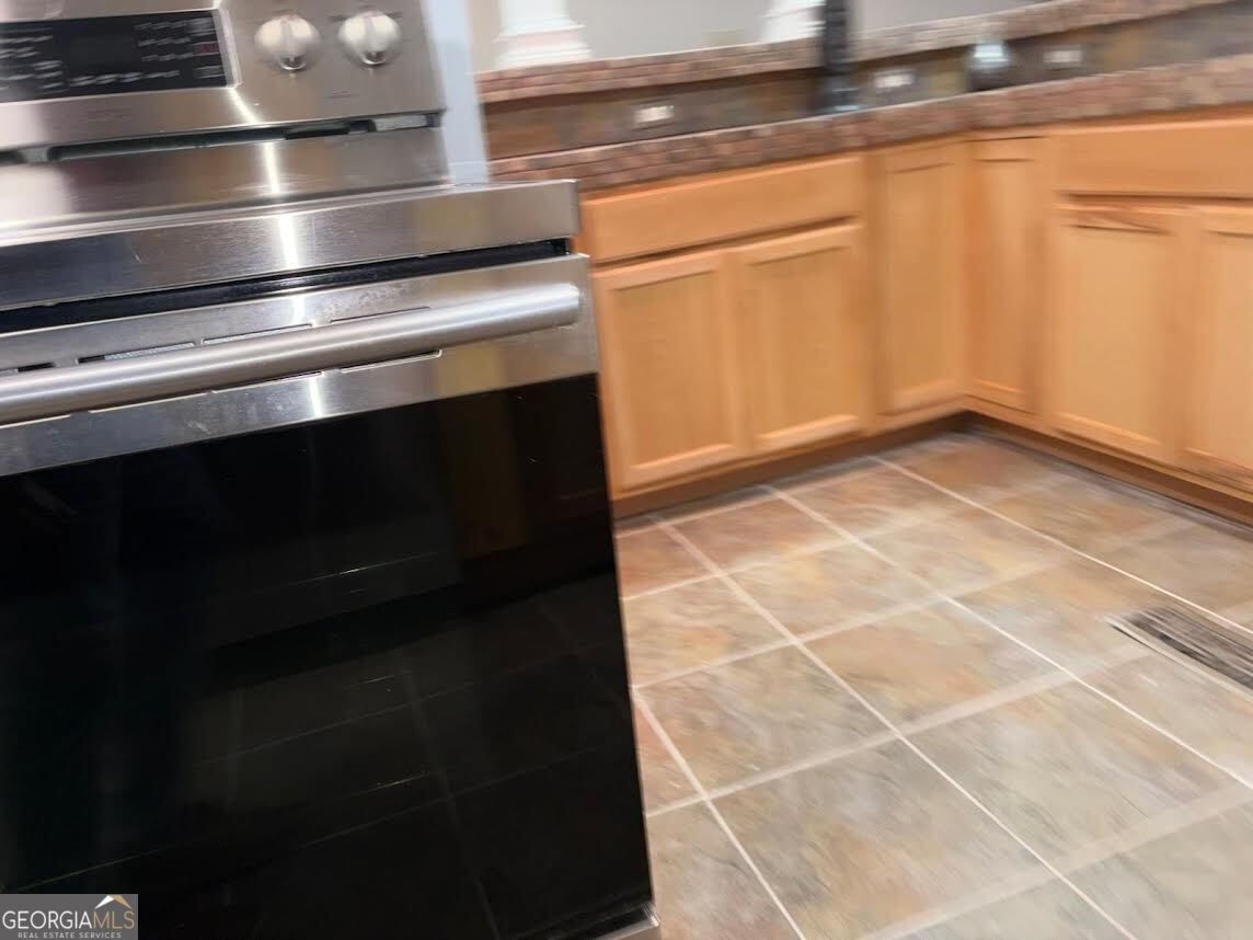 2577 Terrace Trail Decatur, GA 30035 - Photo 5 of 15