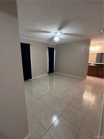 $1,600 | 5904 North 28th Lane, McAllen, TX 78504