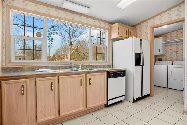 $225,000 | 1 Deepwoods Drive, Linn Valley, KS 66040