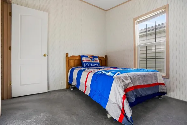 $225,000 | 1 Deepwoods Drive, Linn Valley, KS 66040