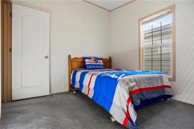 $225,000 | 1 Deepwoods Drive, Linn Valley, KS 66040