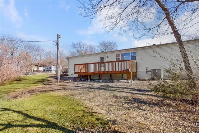 $225,000 | 1 Deepwoods Drive, Linn Valley, KS 66040