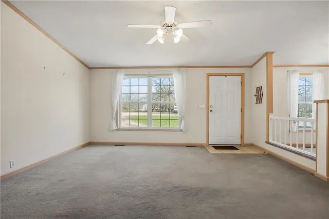 $225,000 | 1 Deepwoods Drive, Linn Valley, KS 66040