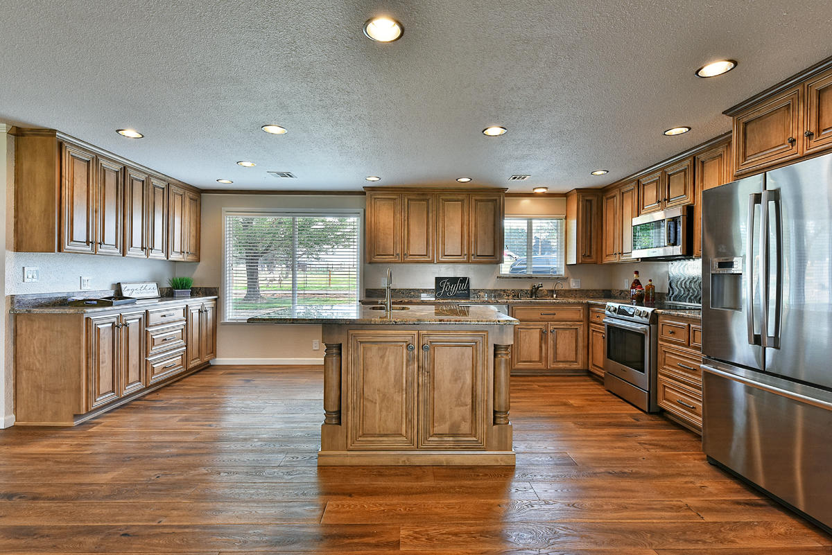 2808 Coker Butte Road Medford, OR 97504 - Photo 5 of 26 5