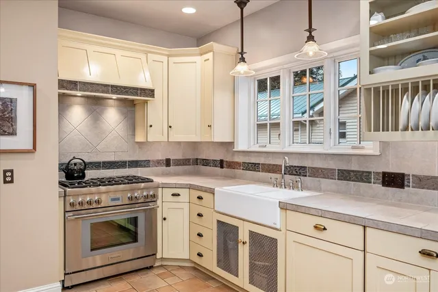 $1,800,000 | 1003 Boyer Avenue, Walla Walla, WA 99362