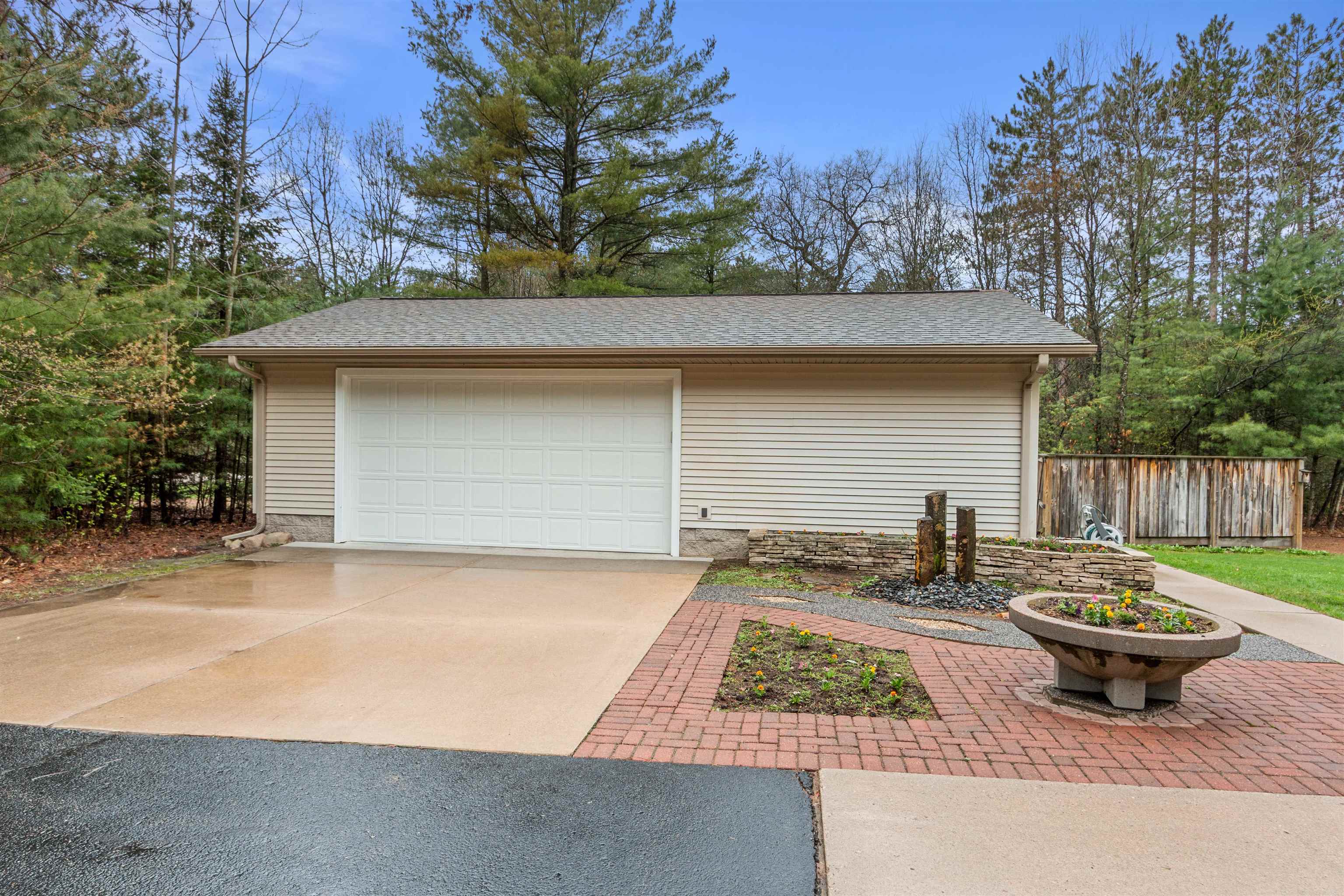 4790 Emerald Lane Stevens Point, WI 54482 - Photo 35 of 40