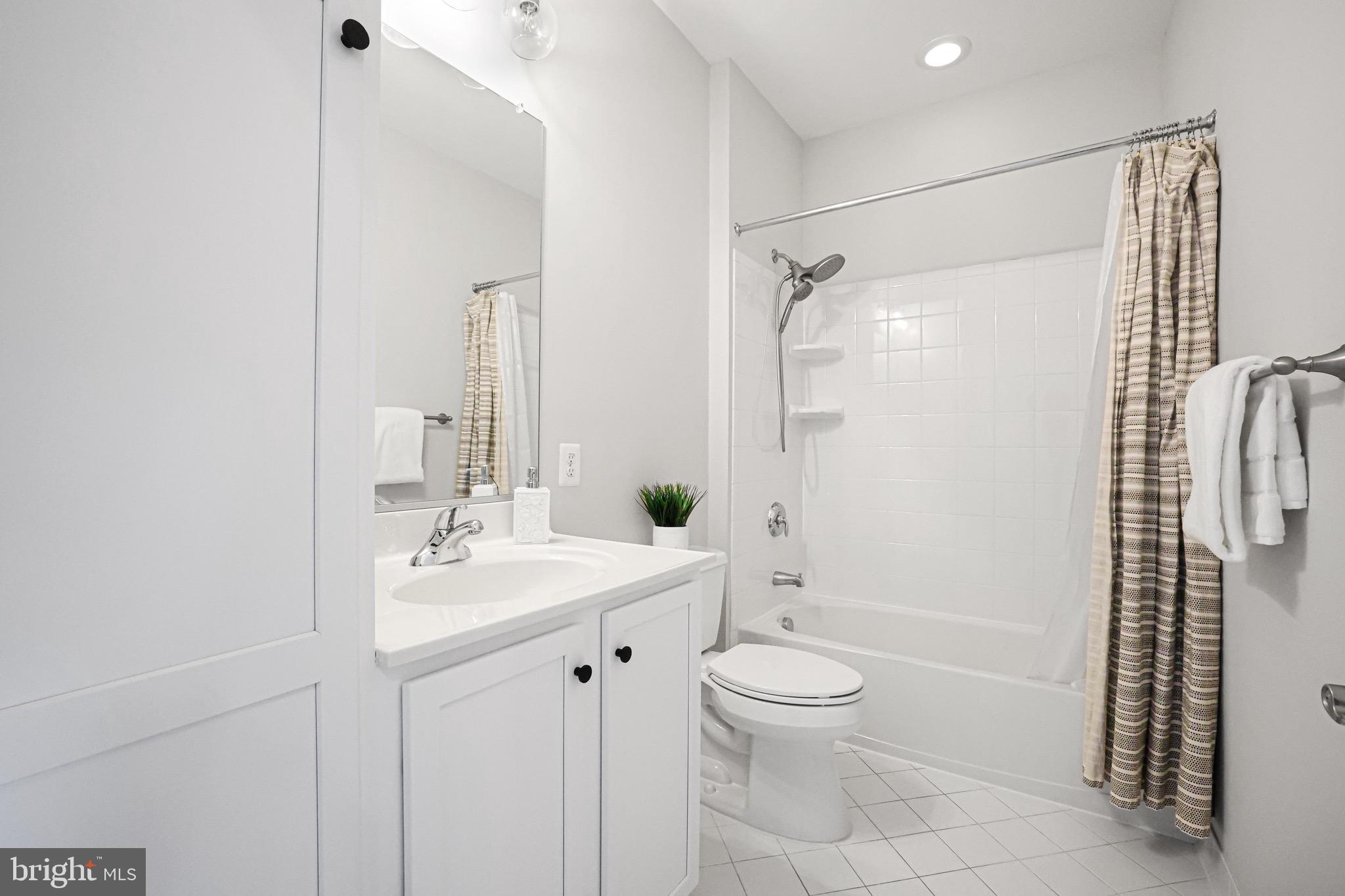 5788 Richards Valley Road Ellicott City, MD 21043 - Photo 42 of 70 Gallery Image 42