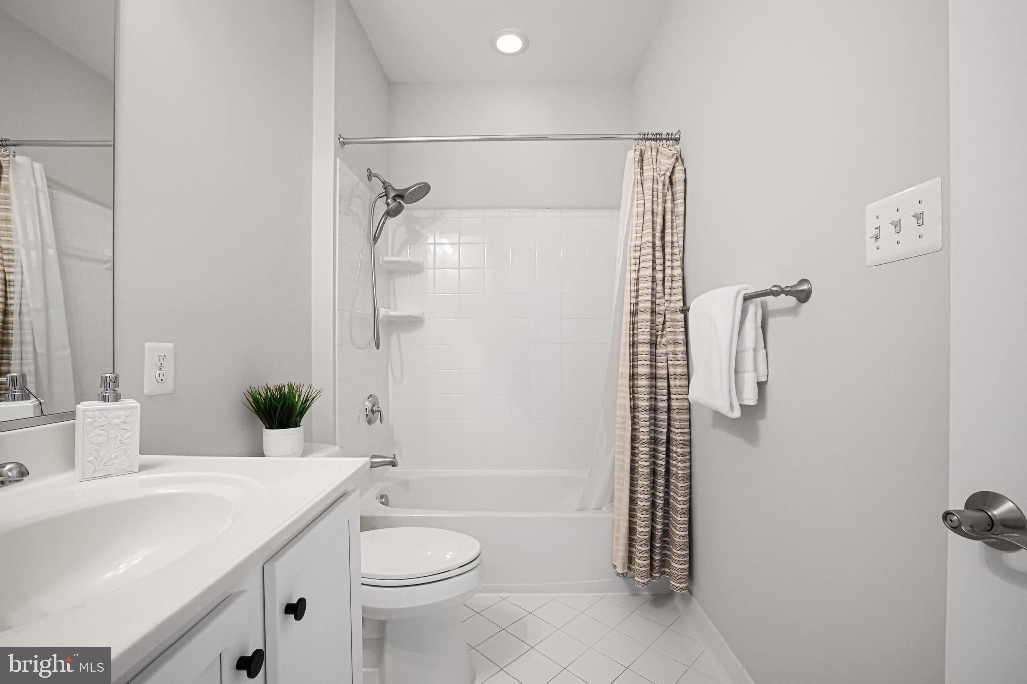 5788 Richards Valley Road Ellicott City, MD 21043 - Photo 43 of 70 Gallery Image 43