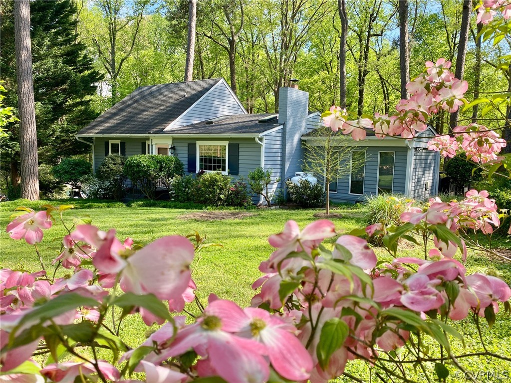 7419 Tanglewood Road Richmond, VA 23225 - Photo 2 of 27 Gallery Image 2