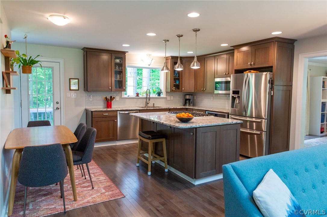 7419 Tanglewood Road Richmond, VA 23225 - Photo 5 of 27 Gallery Image 5