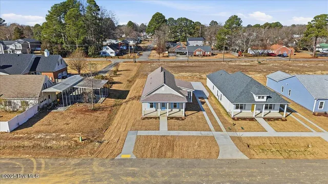 $311,400 | 112 Mason Street, Princeton, NC 27569