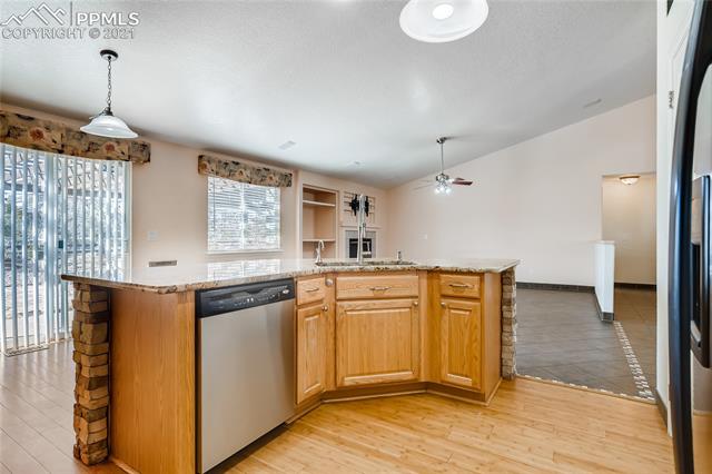 7760 McLaughlin Road Peyton, CO 80831 - Photo 7 of 30 Gallery Image 7