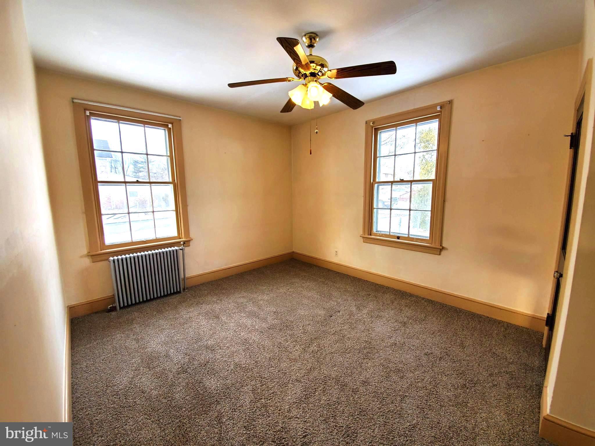 11227 Marbern Road Hagerstown, MD 21740 - Photo 10 of 27 Main Level Bedroom