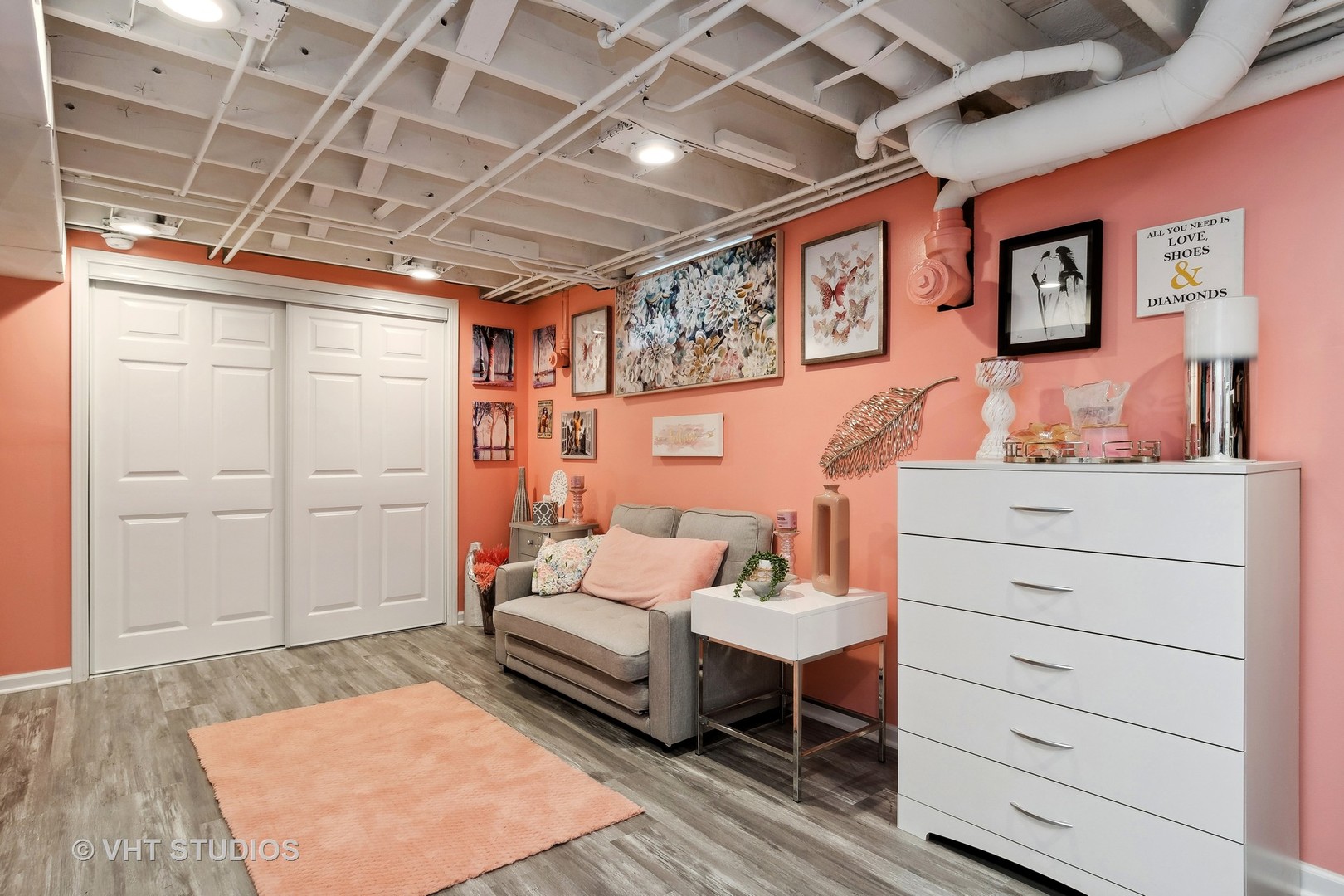 14107 Naperville Road Plainfield, IL 60544 - Photo 27 of 49 a view of a livingroom with furniture