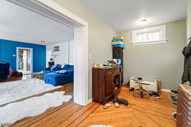 $845,000 | 164 Farnham Avenue, Lodi, NJ 07644