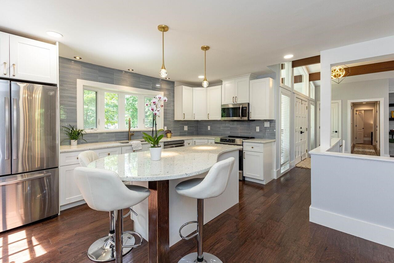 913 Langford Place Raleigh, NC 27609 - Photo 2 of 31 Photo 2