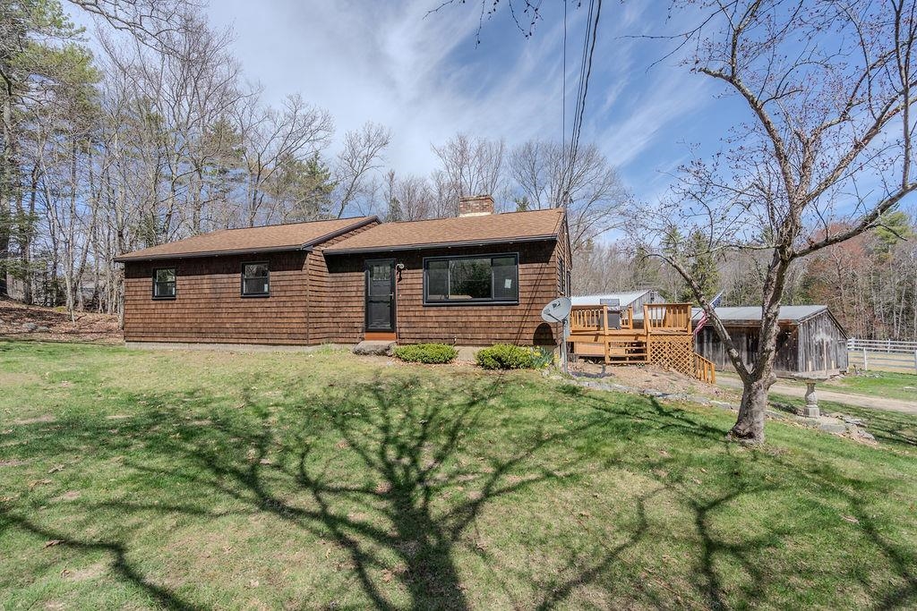 2 McCrillis Road Nottingham, NH 03290 - Photo 1 of 59