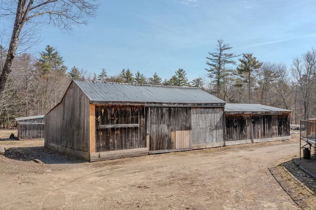 2 McCrillis Road Nottingham, NH 03290 - Photo 4 of 59
