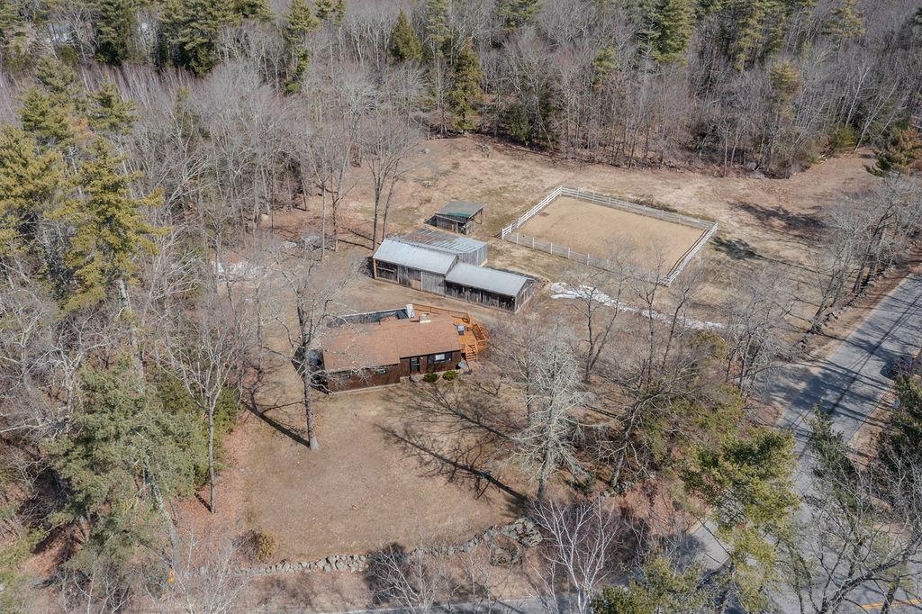 2 McCrillis Road Nottingham, NH 03290 - Photo 41 of 59