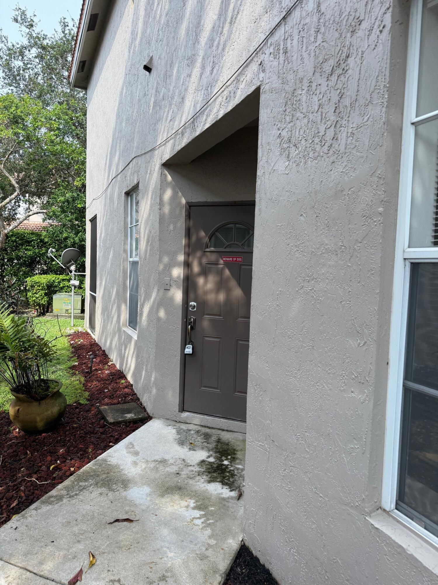 20931 Vía Jasmine, Unit 6 Boca Raton, FL 33428 - Photo 4 of 34 Front Door