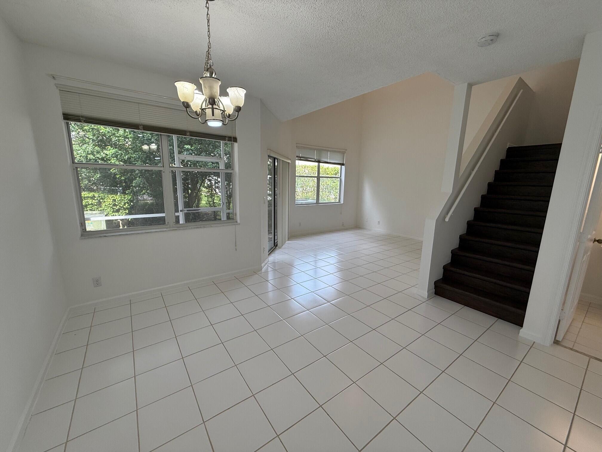 20931 Vía Jasmine, Unit 6 Boca Raton, FL 33428 - Photo 8 of 34 Downstairs