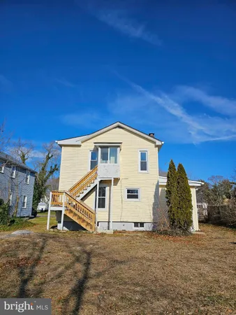 $1,775 | 815 Sawyer Avenue, Unit 2, Vineland, NJ 08360