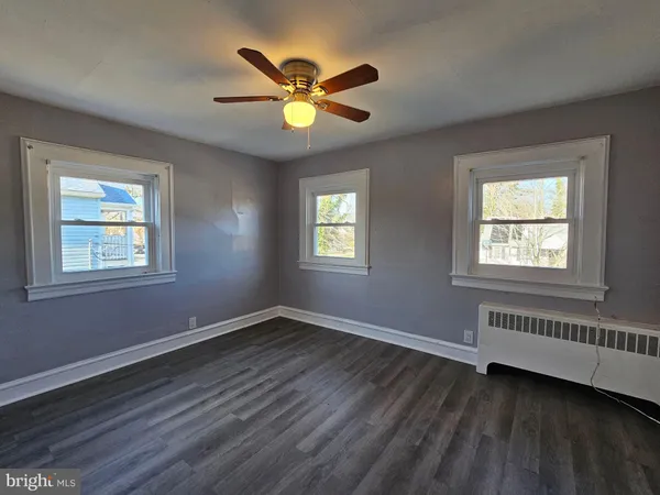 $1,775 | 815 Sawyer Avenue, Unit 2, Vineland, NJ 08360