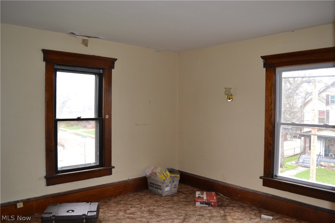 2355 Mahoning Road Northeast Canton, OH 44705 - Photo 12 of 32 Gallery Image 12