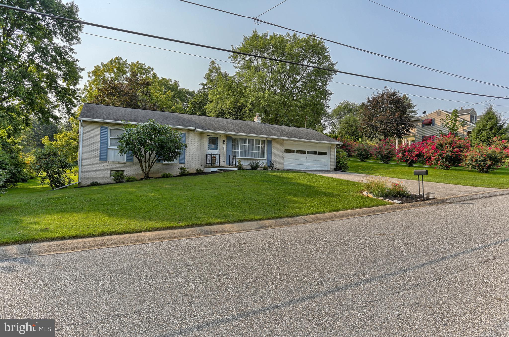 168 Walter Road York, PA 17402 - Photo 2 of 36