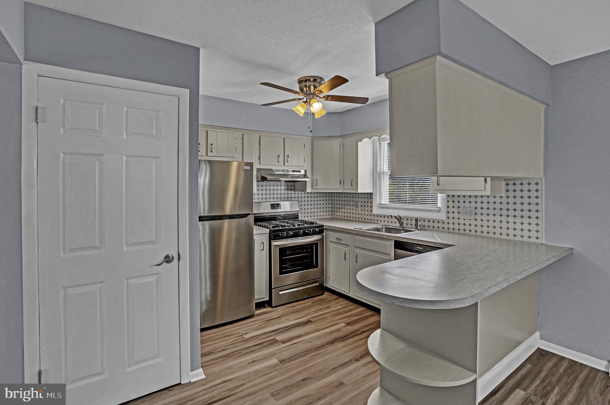 168 Walter Road York, PA 17402 - Photo 6 of 36