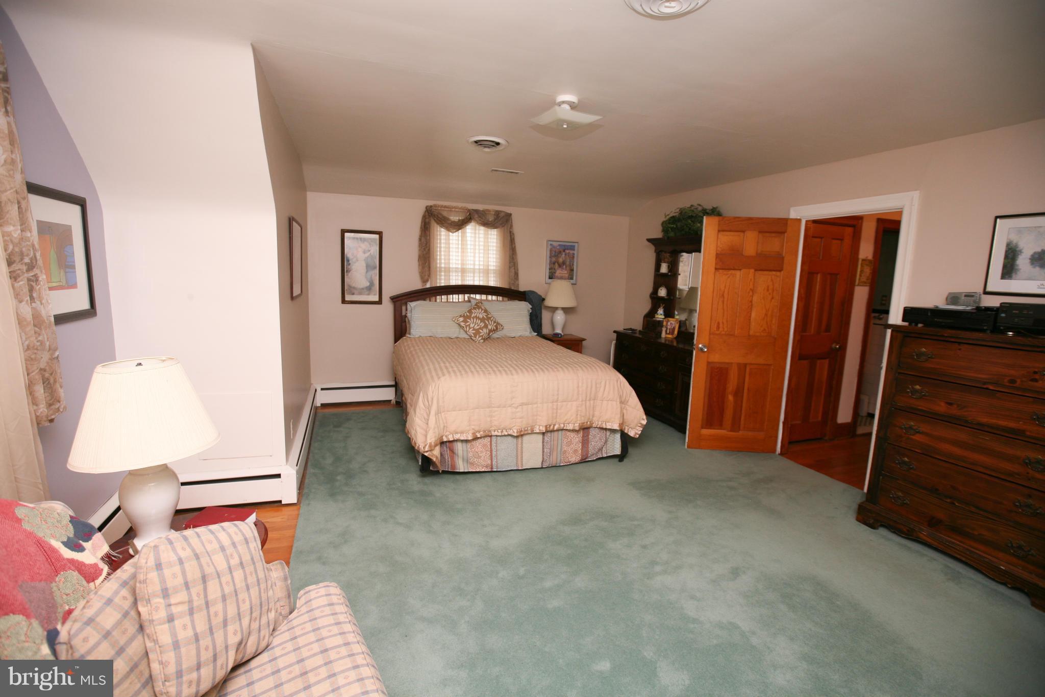 32 Dunvegan Road Catonsville, MD 21228 - Photo 14 of 24 Bath (Master)