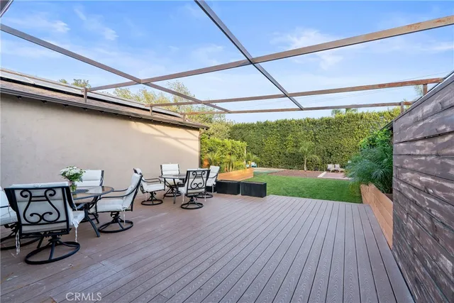 $1,325,000 | 8450 Calvin Avenue, Northridge, CA 91324