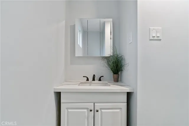 $1,325,000 | 8450 Calvin Avenue, Northridge, CA 91324